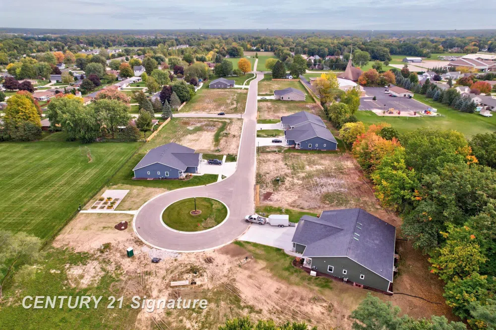 4073 Woodburn Court Saginaw Charter Township, MI 48603