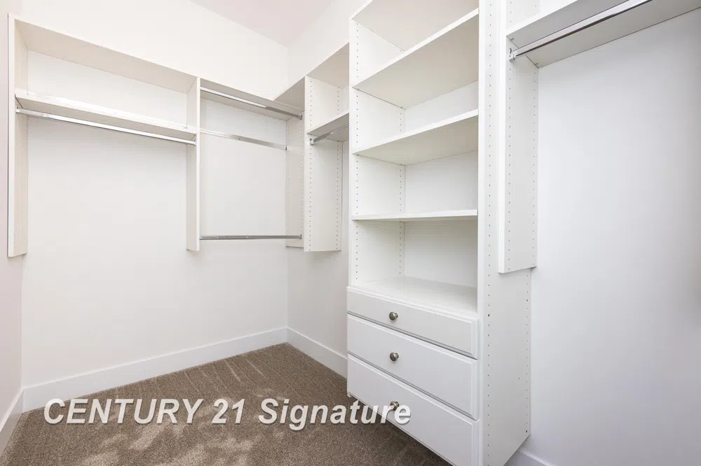 4073 Woodburn Court Saginaw Charter Township, MI 48603