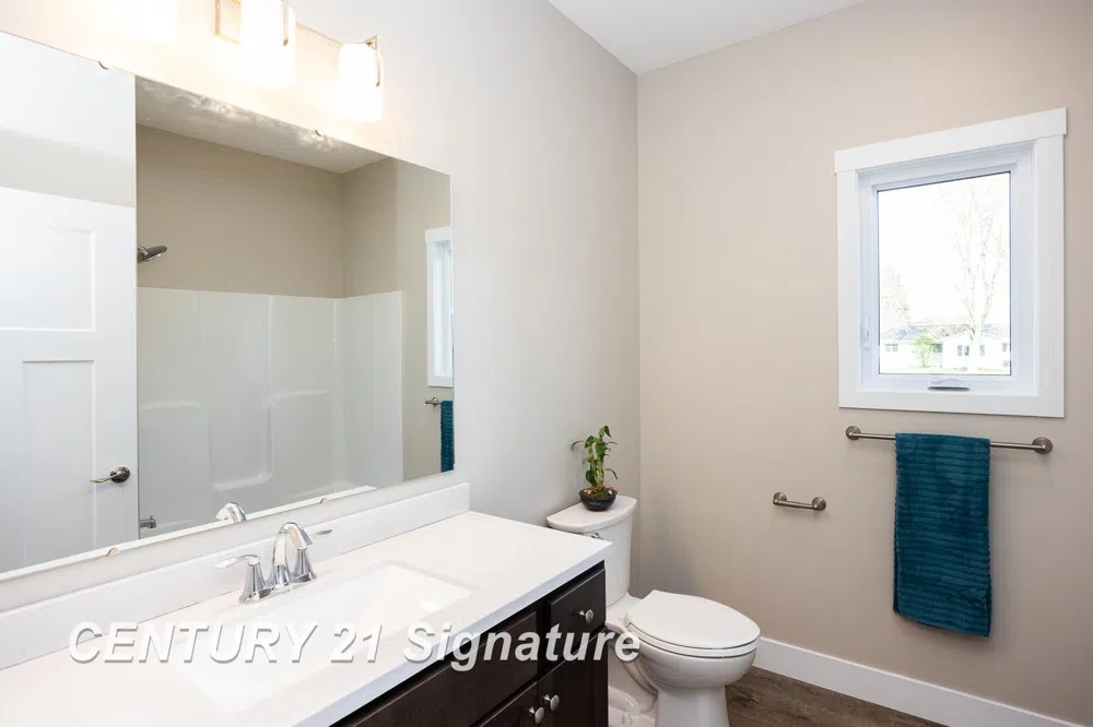 4073 Woodburn Court Saginaw Charter Township, MI 48603