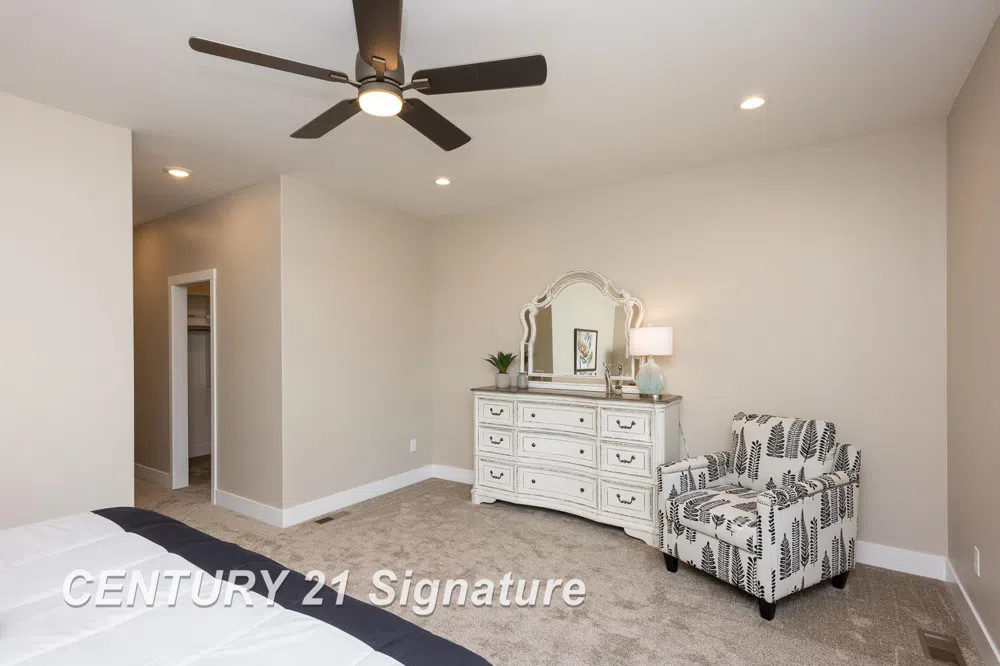4073 Woodburn Court Saginaw Charter Township, MI 48603