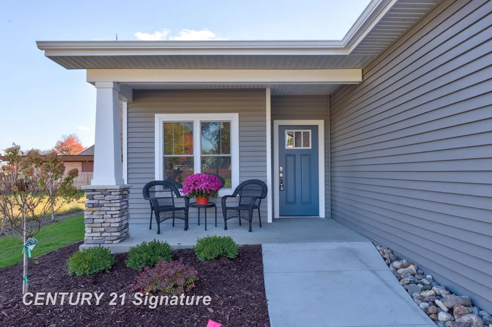 4073 Woodburn Court Saginaw Charter Township, MI 48603