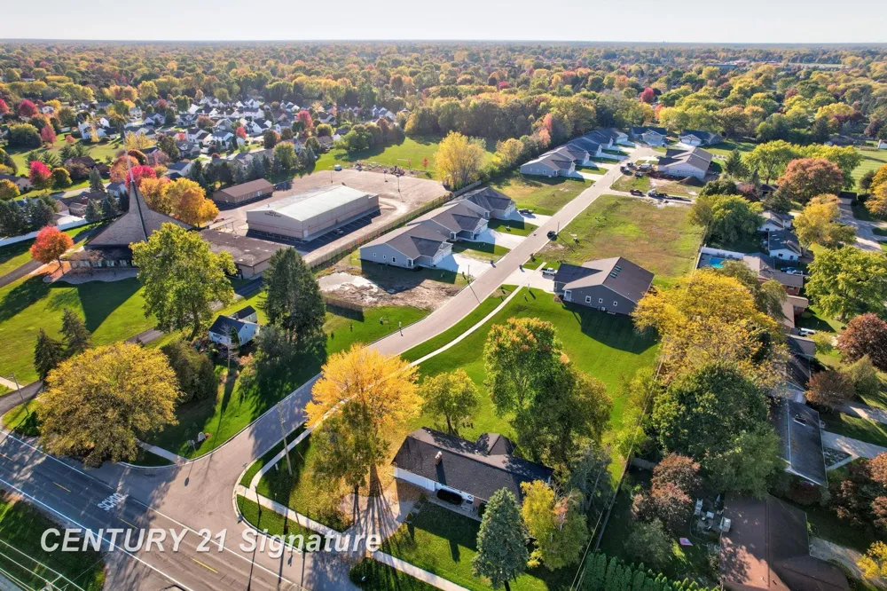 4073 Woodburn Court Saginaw Charter Township, MI 48603
