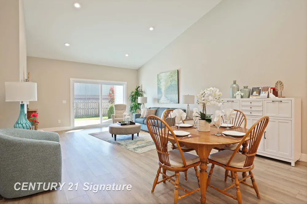 4073 Woodburn Court Saginaw Charter Township, MI 48603
