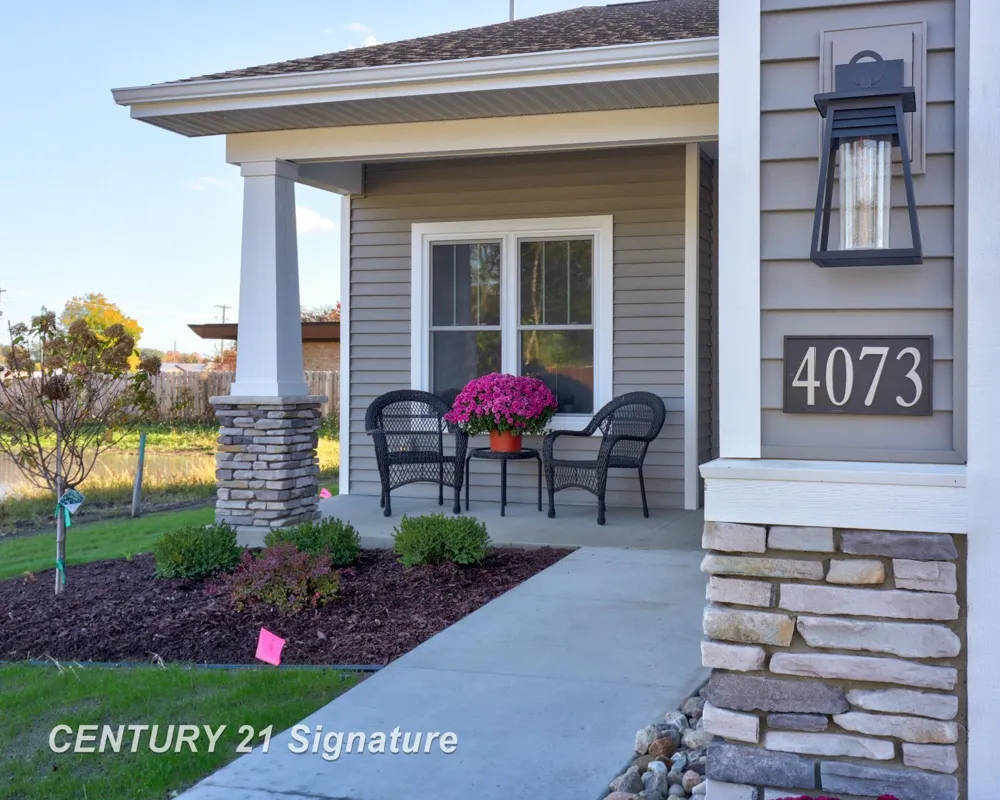 4073 Woodburn Court Saginaw Charter Township, MI 48603