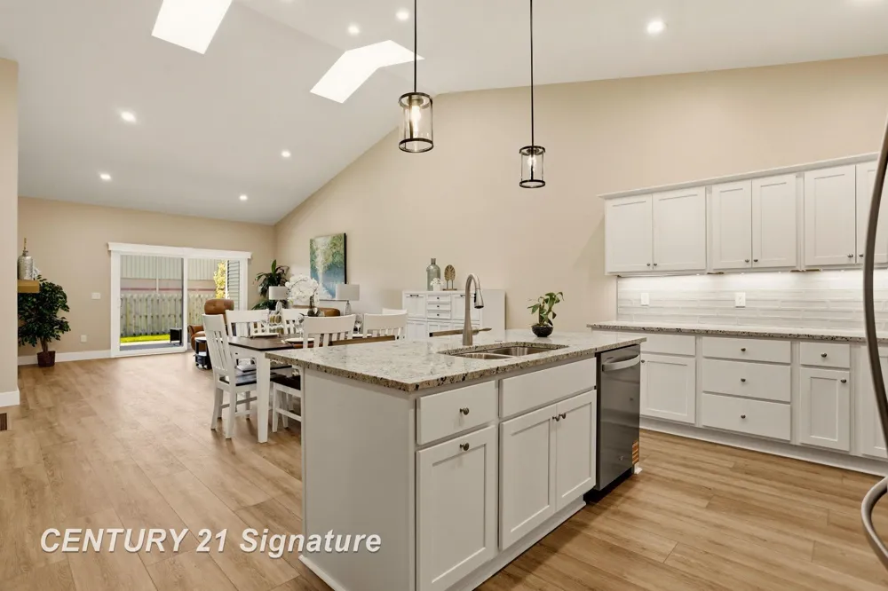 4073 Woodburn Court Saginaw Charter Township, MI 48603