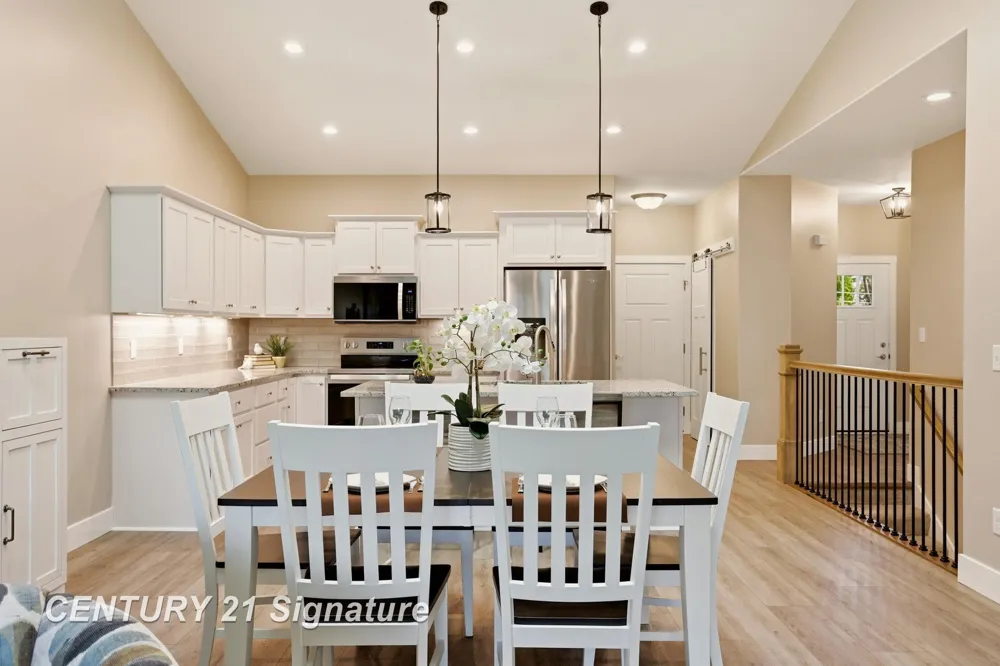 4073 Woodburn Court Saginaw Charter Township, MI 48603