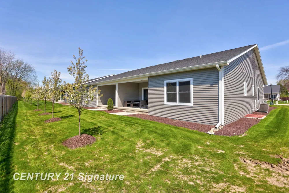 4073 Woodburn Court Saginaw Charter Township, MI 48603