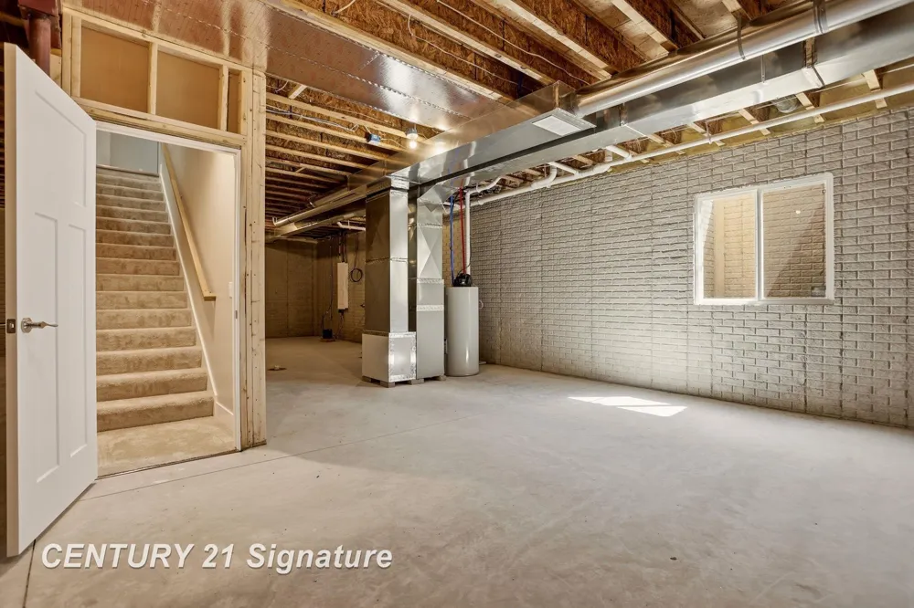 4073 Woodburn Court Saginaw Charter Township, MI 48603