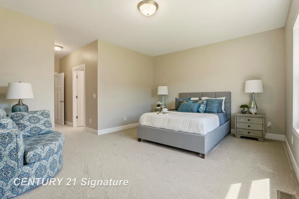4073 Woodburn Court Saginaw Charter Township, MI 48603