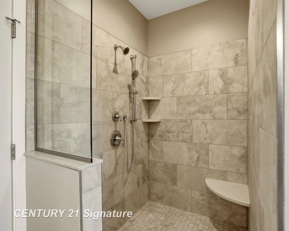 4073 Woodburn Court Saginaw Charter Township, MI 48603