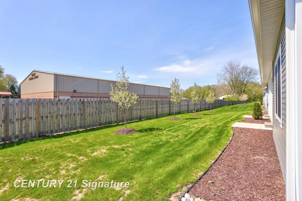 4073 Woodburn Court Saginaw Charter Township, MI 48603