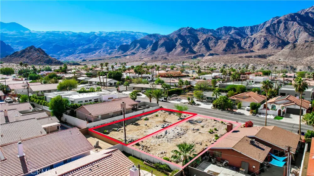 Avenida Diaz La Quinta, CA 92253