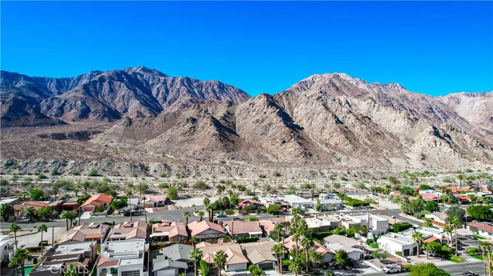 Avenida Diaz La Quinta, CA 92253