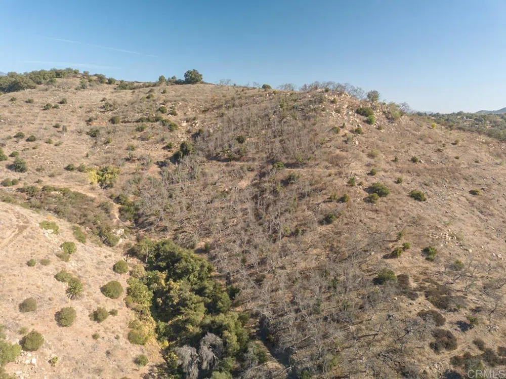 40 Oak Glen Road Valley Center, CA 92082