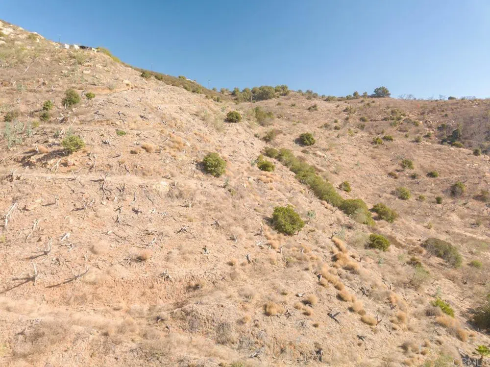 40 Oak Glen Road Valley Center, CA 92082