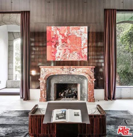 133 S Mapleton Drive Los Angeles, CA 90024