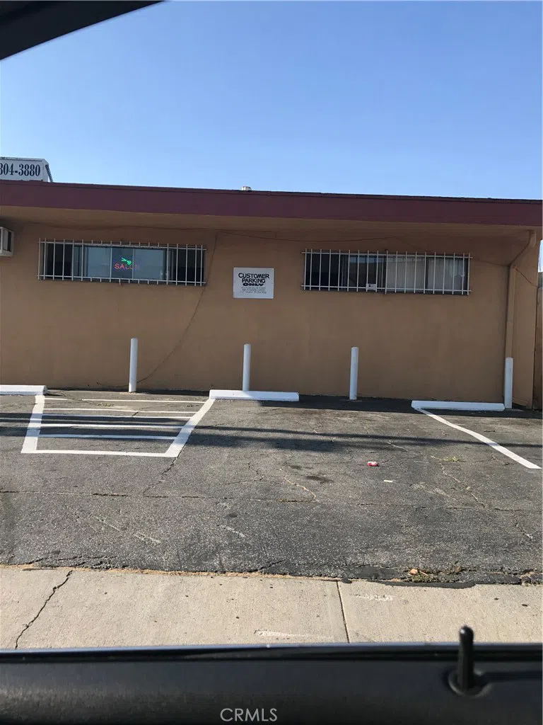 16428 Clark Avenue Bellflower, CA 90706