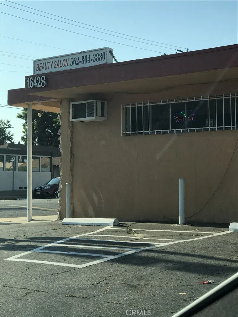 16428 Clark Avenue Bellflower, CA 90706