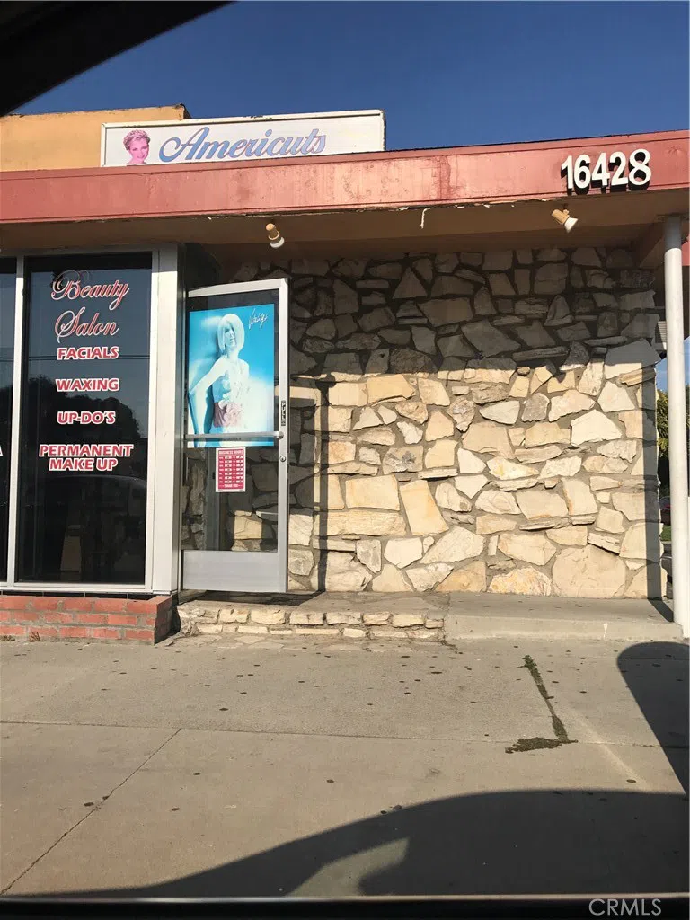 16428 Clark Avenue Bellflower, CA 90706
