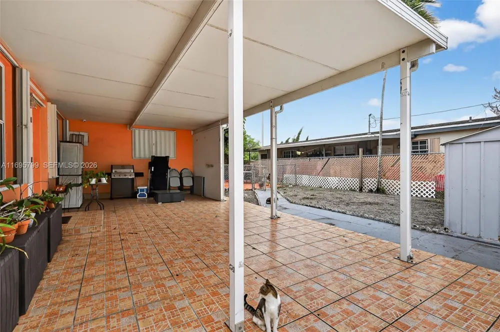 500 E 30th St Hialeah, FL 33013