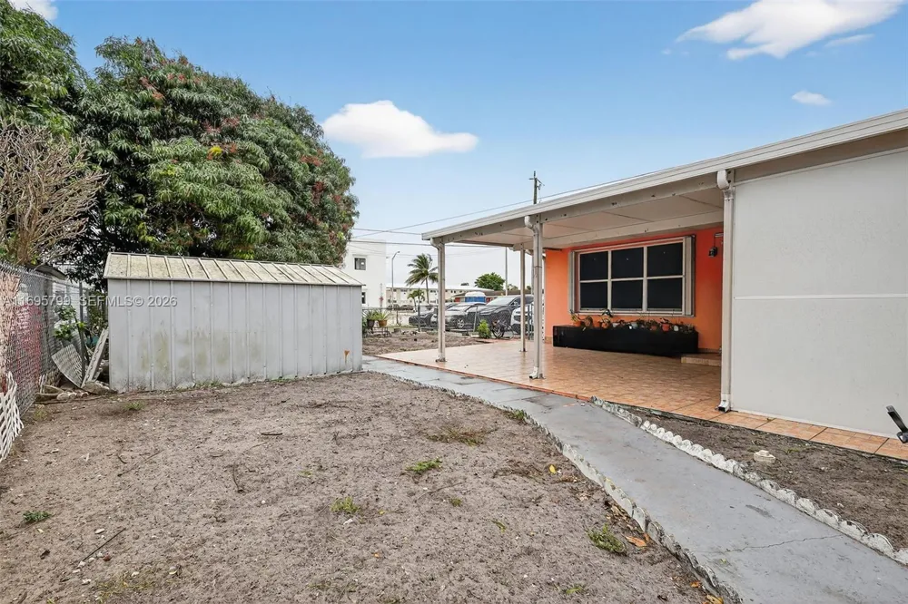 500 E 30th St Hialeah, FL 33013
