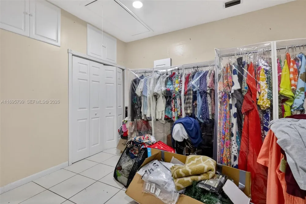500 E 30th St Hialeah, FL 33013