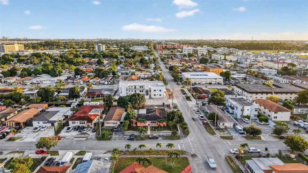 500 E 30th St Hialeah, FL 33013