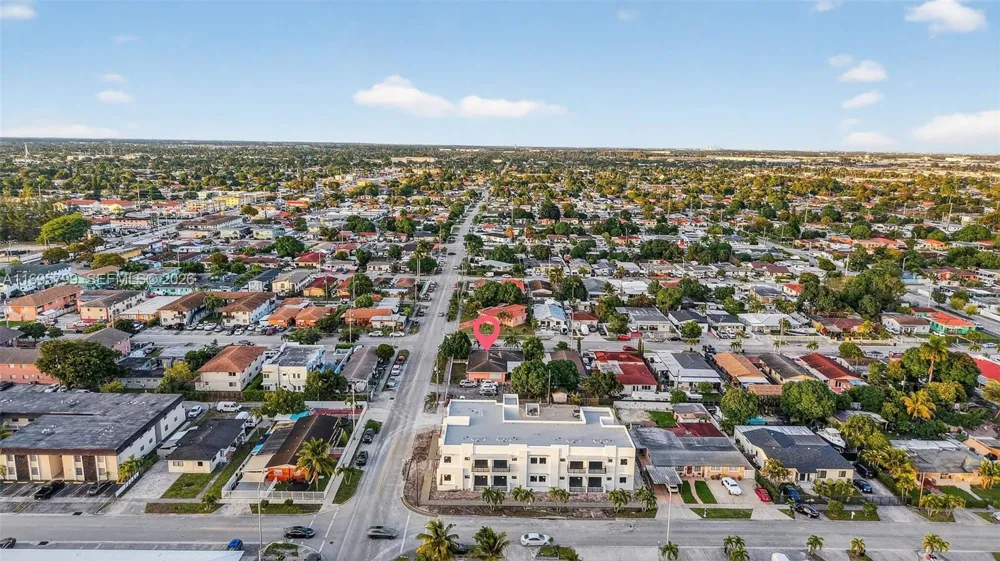 500 E 30th St Hialeah, FL 33013