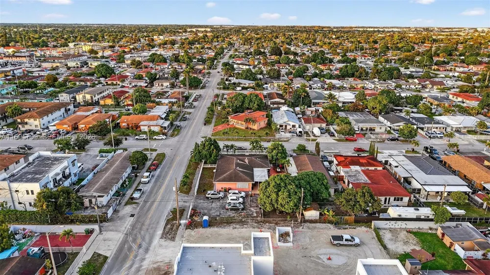 500 E 30th St Hialeah, FL 33013