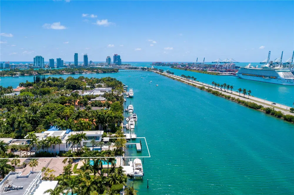 130 Palm Ave Miami Beach, FL 33139