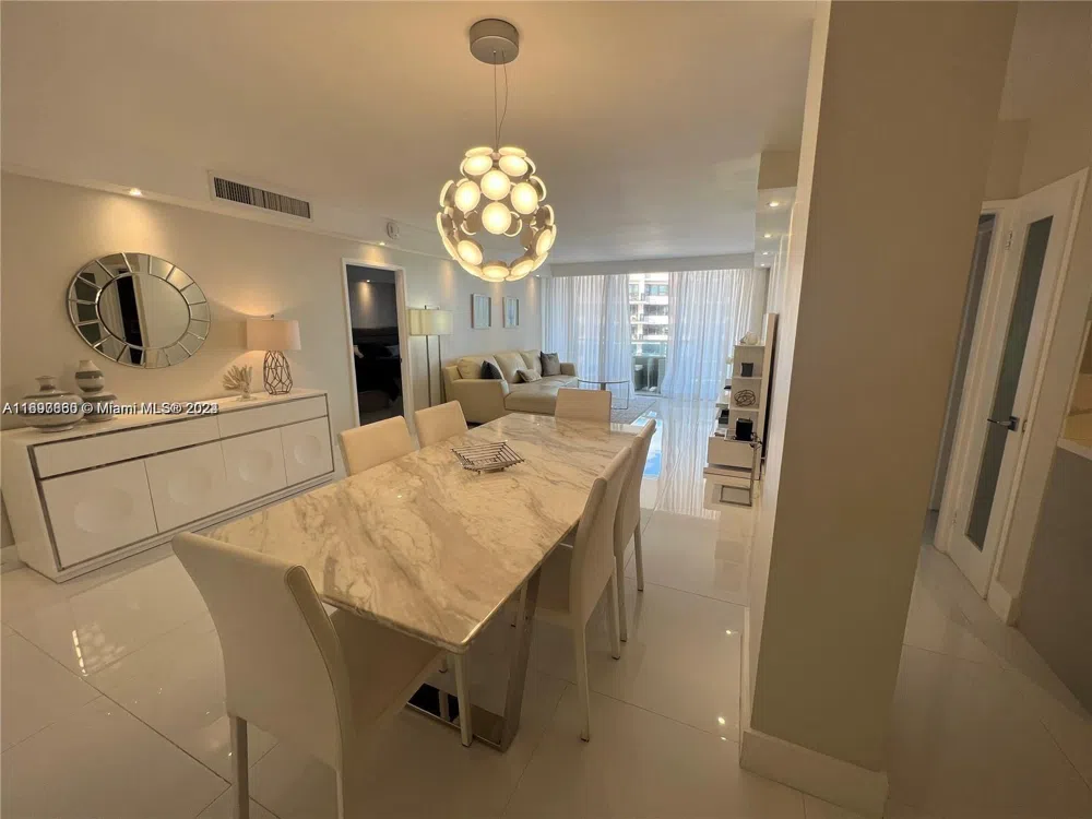 5161 COLLINS AVE #1403 Miami Beach, FL 33140