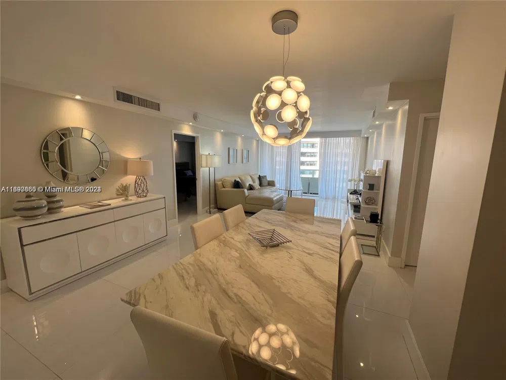 5161 COLLINS AVE #1403 Miami Beach, FL 33140