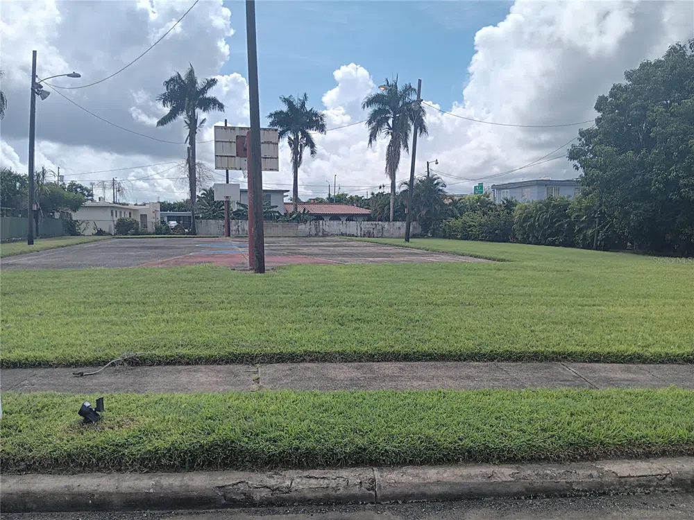 URB. TERALINDA CALLE TOLEDO ##6 Caguas, PR 00725
