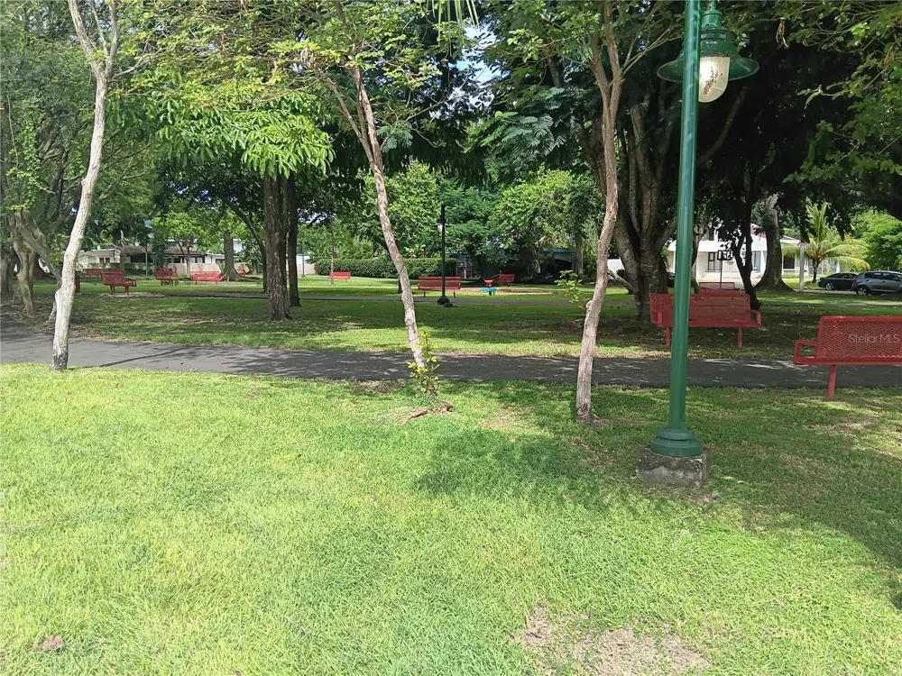 URB. TERALINDA CALLE TOLEDO ##6 Caguas, PR 00725