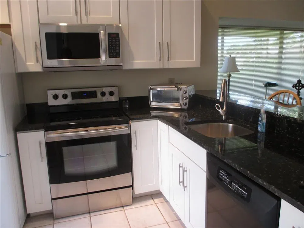 5358 MYRTLE #52 Sarasota, FL 34235