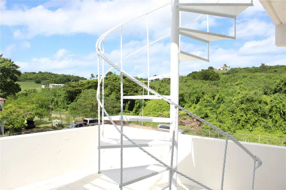236 ACACIA Vieques, PR 00765