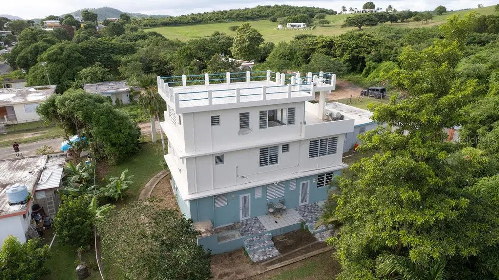 236 ACACIA Vieques, PR 00765