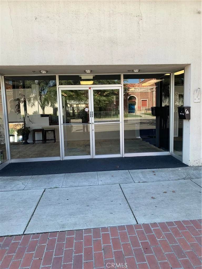 912 Main Street Merced, CA 95340