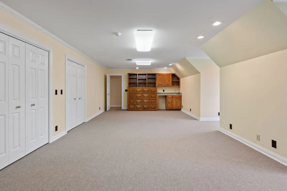 303 Middlefield Ln Lascassas, TN 37085