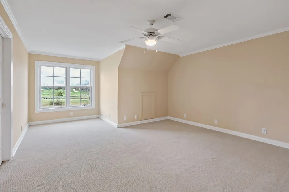 303 Middlefield Ln Lascassas, TN 37085