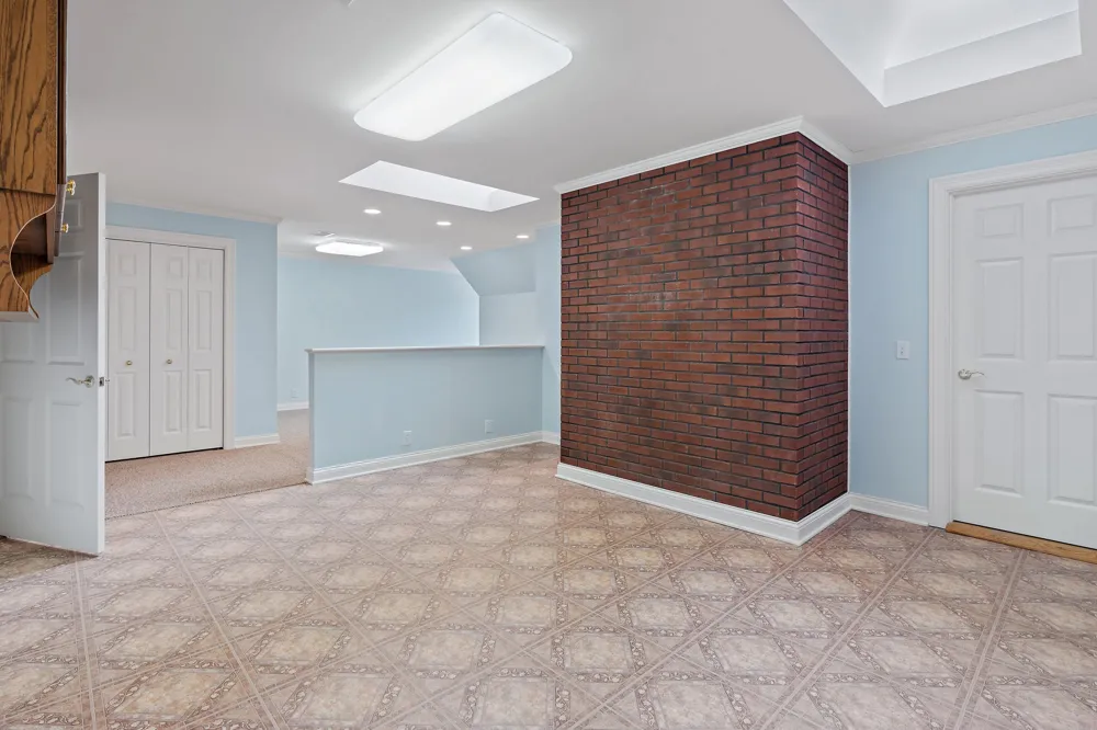 303 Middlefield Ln Lascassas, TN 37085