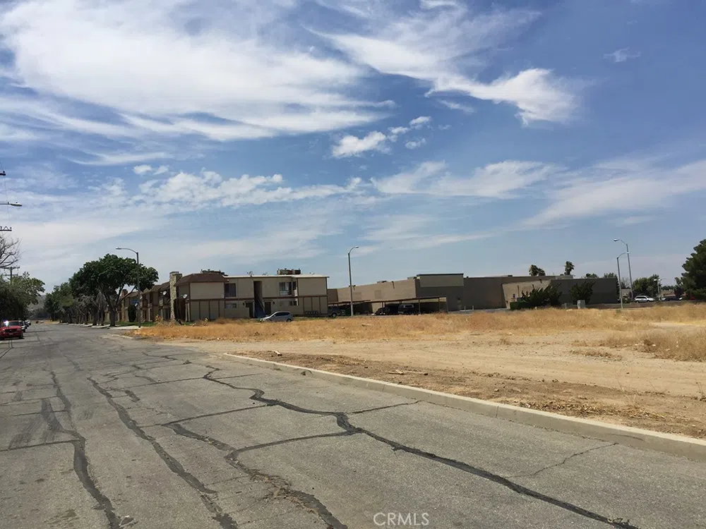 3 Street East and Palmdale Boulevard Palmdale, CA 93550