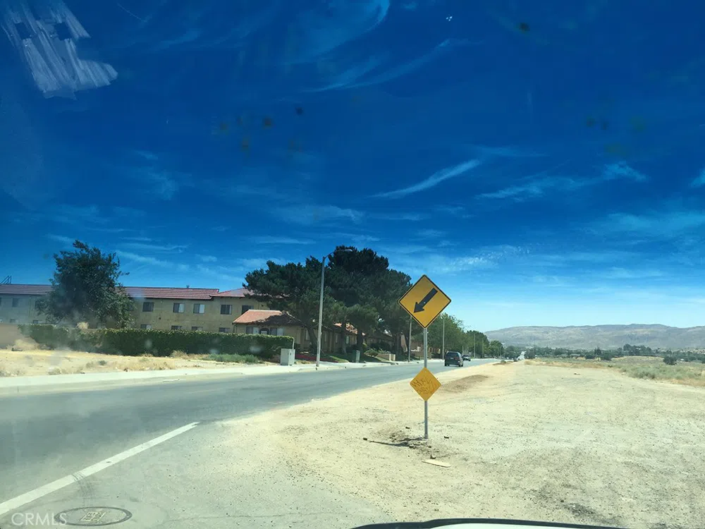 3 Street East and Palmdale Boulevard Palmdale, CA 93550