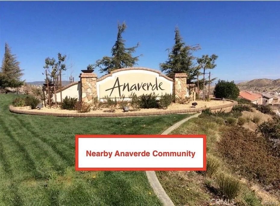 20 Street West & Ave. S Palmdale, CA 93551