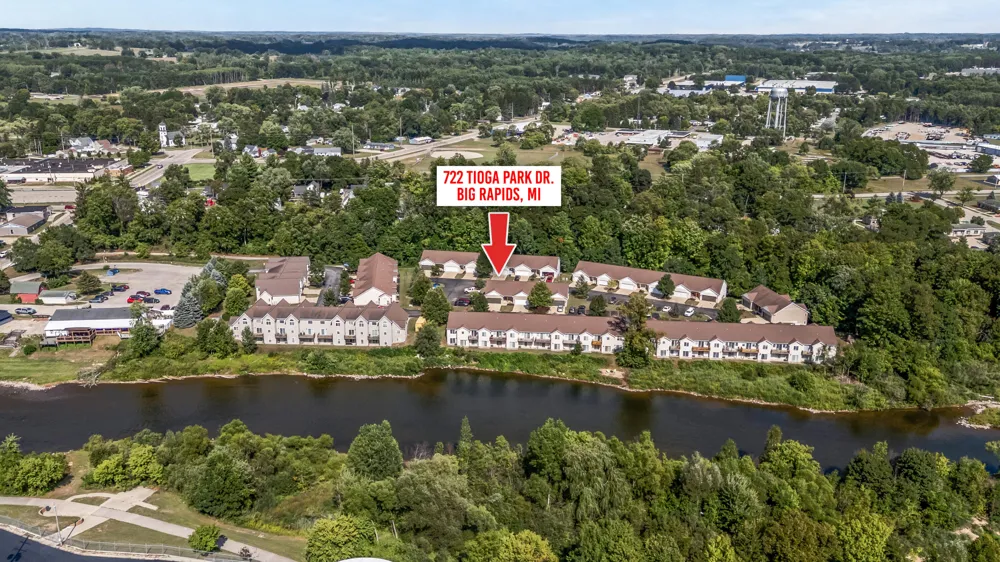 722 Tioga Park #722 Big Rapids City, MI 49307