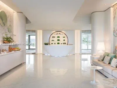 16901 Collins Ave #1402 Sunny Isles Beach, FL 33160