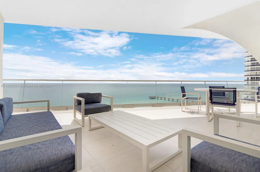 16901 Collins Ave #1402 Sunny Isles Beach, FL 33160