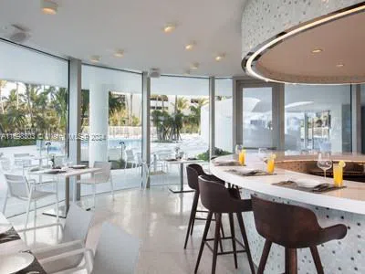 16901 Collins Ave #1402 Sunny Isles Beach, FL 33160