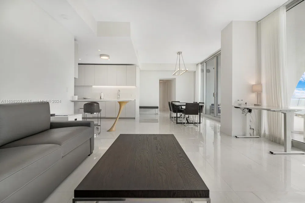 16901 Collins Ave #1402 Sunny Isles Beach, FL 33160