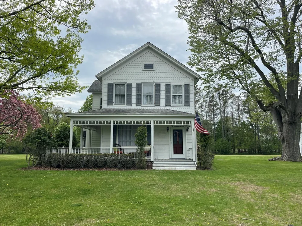 2055 Boisseau Avenue Southold, NY 11971